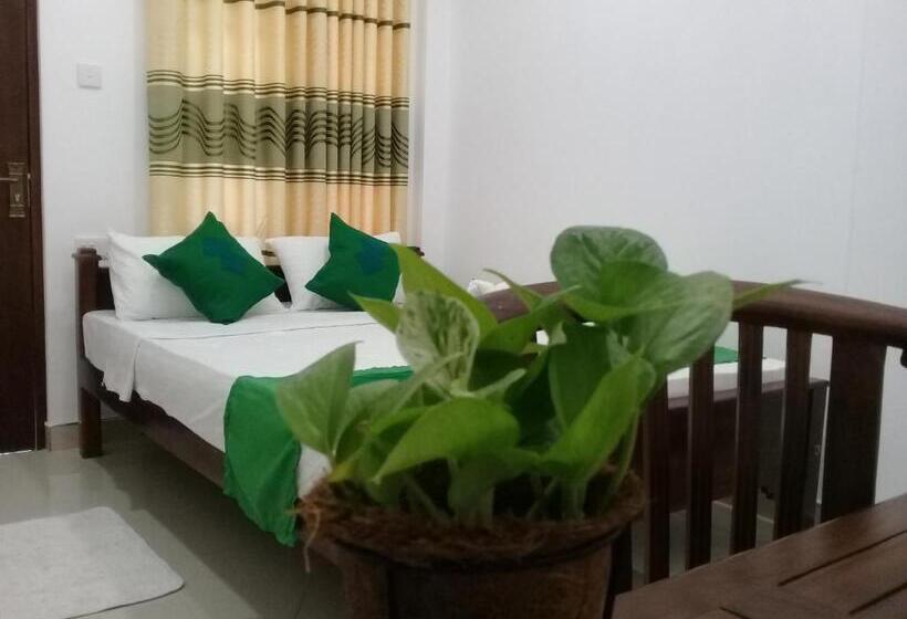 هتل Green Edge Residences