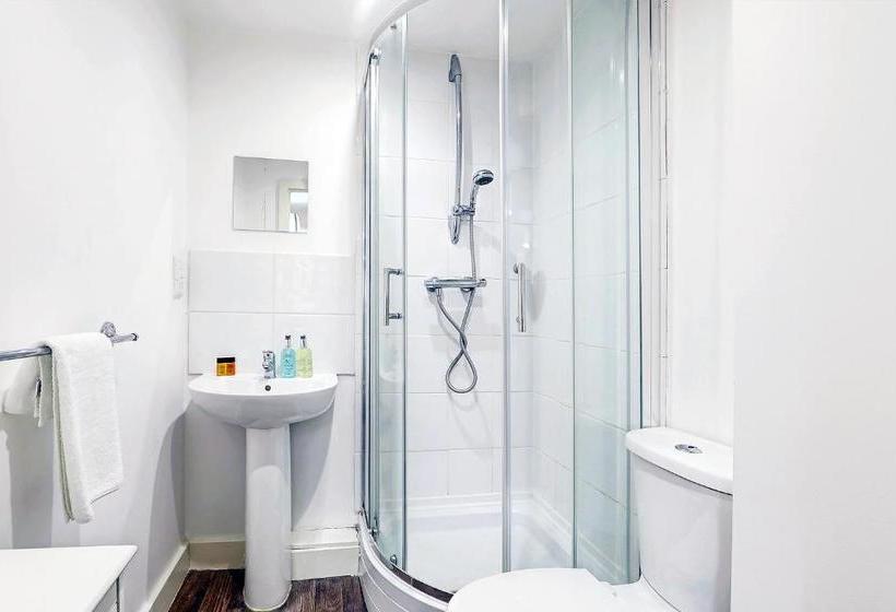 هتل Ur Stay Apartments Leicester