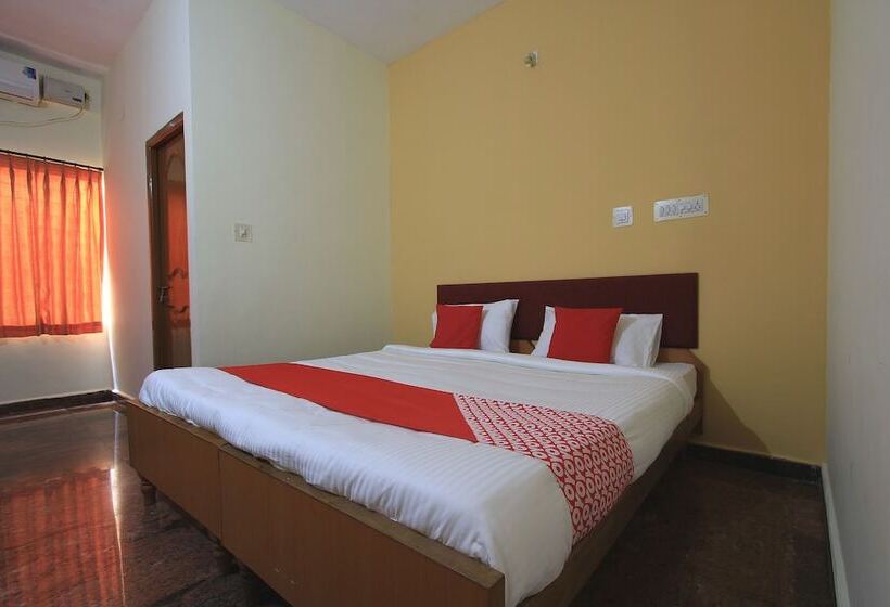 酒店 Oyo 29159 Varsha Boarding And Lodging