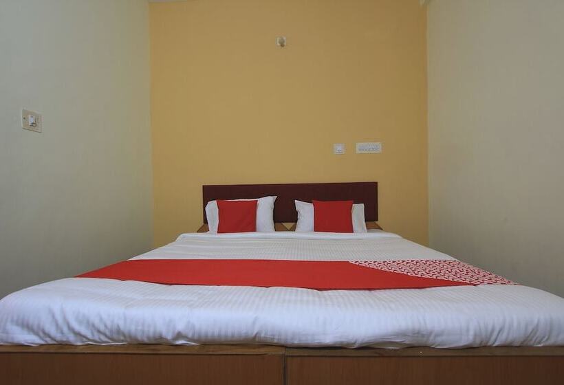 酒店 Oyo 29159 Varsha Boarding And Lodging