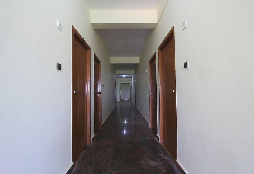 酒店 Oyo 29159 Varsha Boarding And Lodging