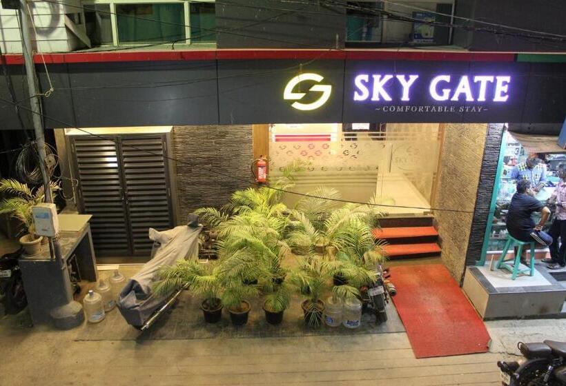 هتل Sky Gate Near Apollo Hospital Us Consulate Sankara Netralaya Goethe Institute