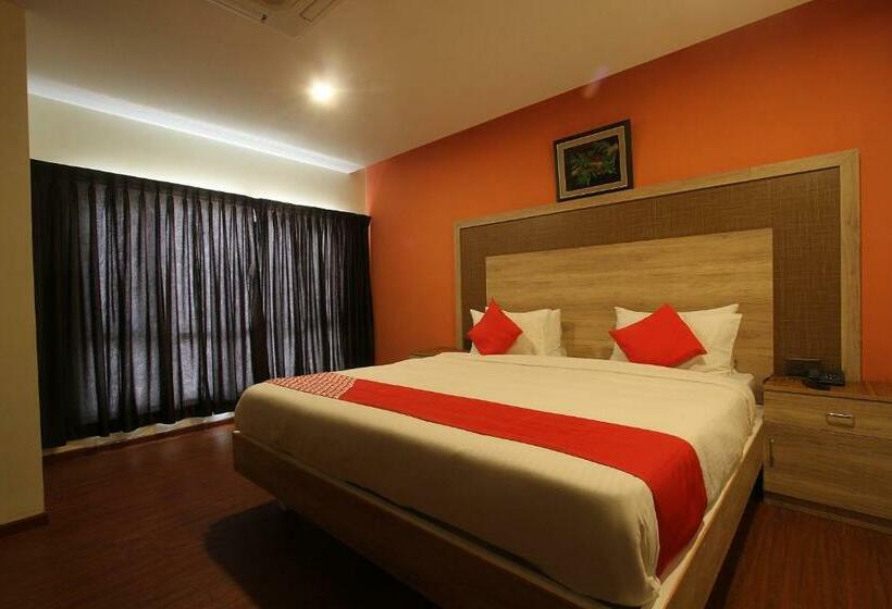 هتل Sumangali Residency