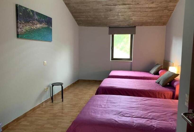 Albergue Ponte Olveira Hostel