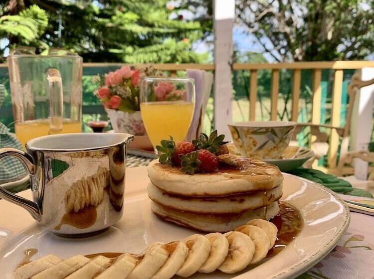 تختخواب و صبحانه Campito Loving