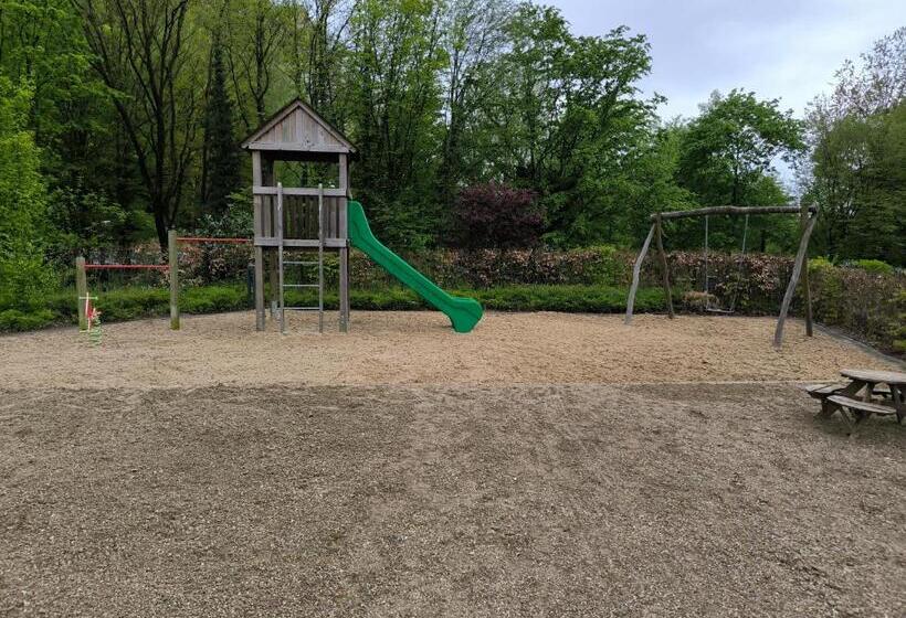 هتل Grünwalde