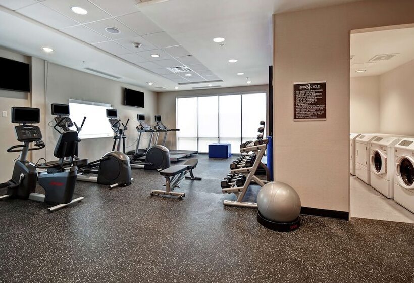 هتل Home2 Suites By Hilton Amherst Buffalo