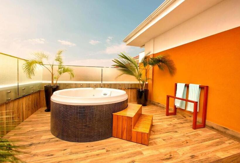 בית מלון כפרי Daj Resort & Marina