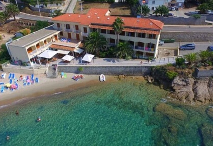 هتل Hôtel U Paradisu