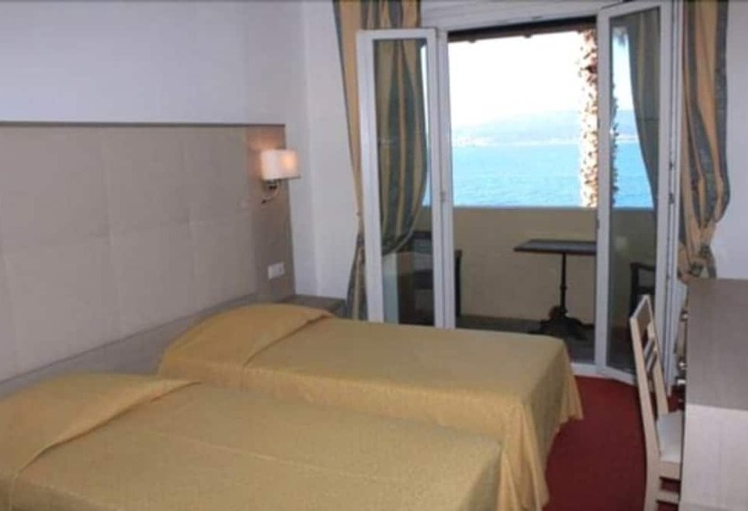 هتل Hôtel U Paradisu