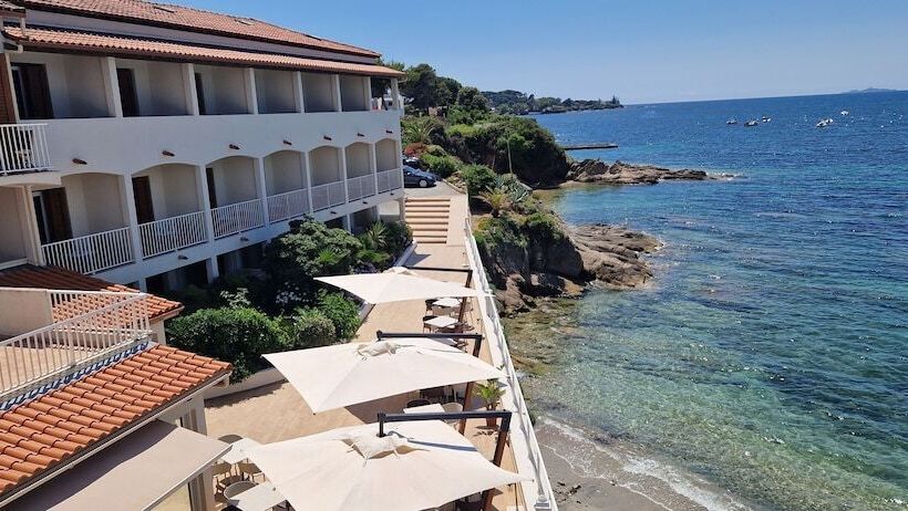 هتل Hôtel U Paradisu