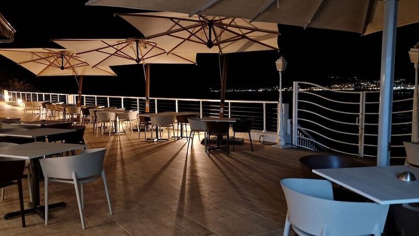 هتل Hôtel U Paradisu