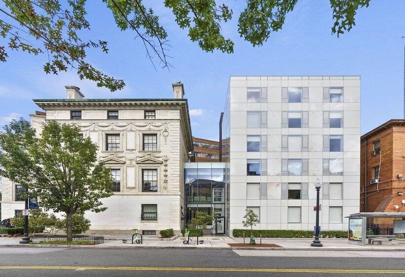 هتل Placemakr Dupont Circle