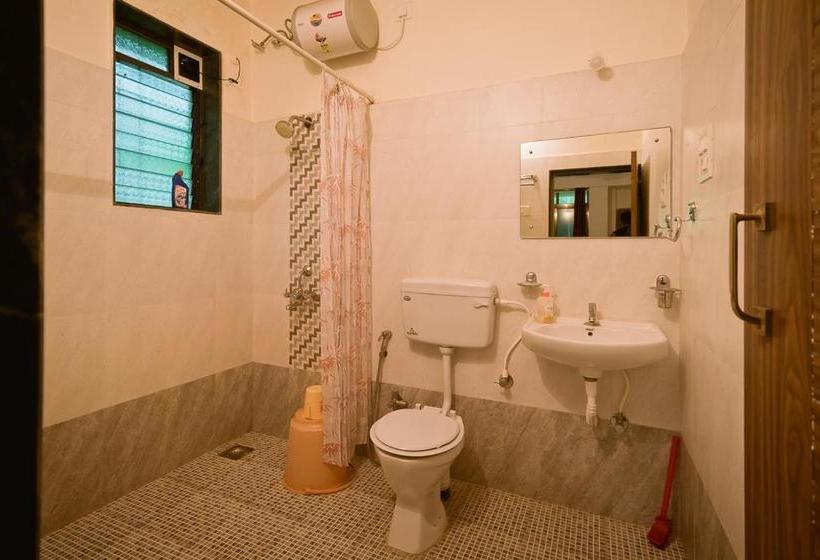 Отель Shrikanchan Bungalow Near Dapoli