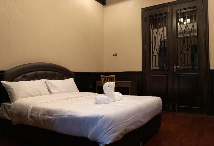پانسیون Queens Inn, Savannakhet