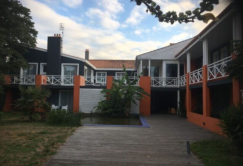 فندق Cap D Ambre