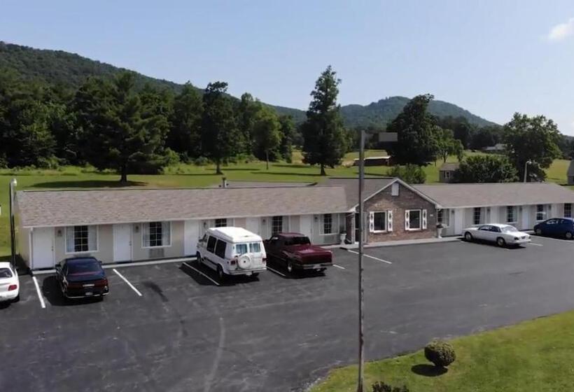 酒店 Fox Mountain Inn