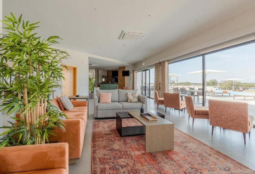 فندق Herdade Dos Delgados