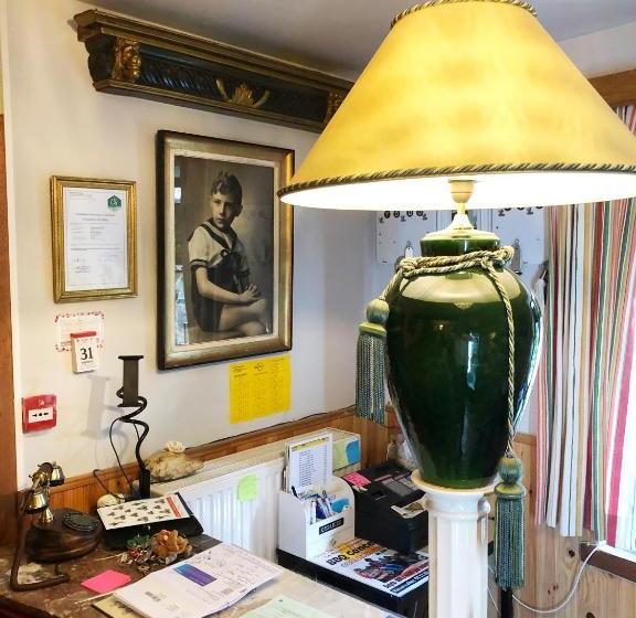 بنسيون B&b Bourgeoisie