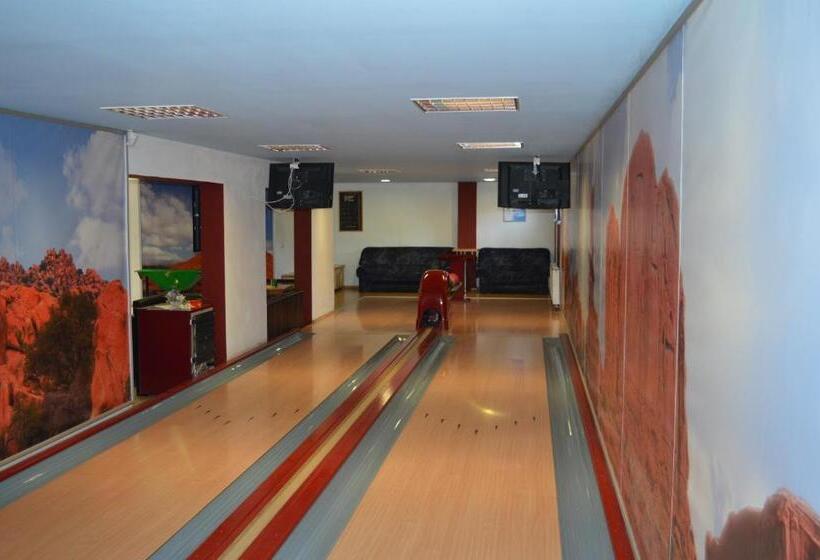 بنسيون Davi Penzion & Bowling