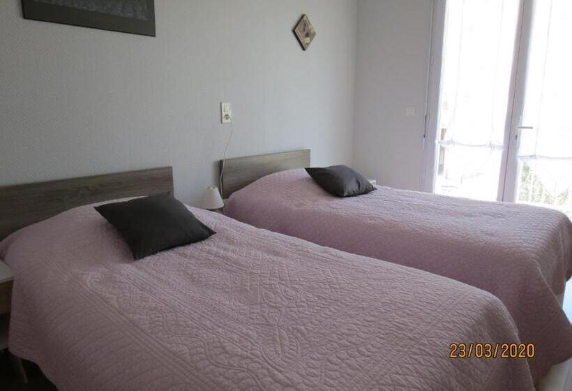 تختخواب و صبحانه Chambre D Hotes Champagne Laval Louis