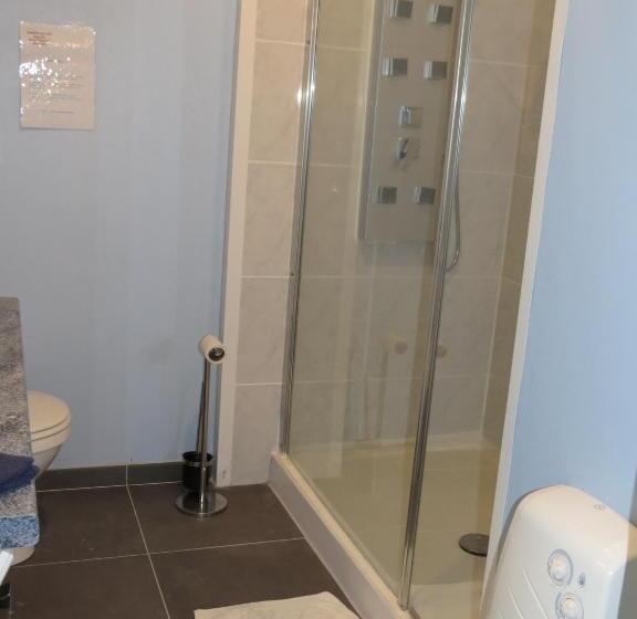تختخواب و صبحانه Chambre D Hotes Champagne Laval Louis