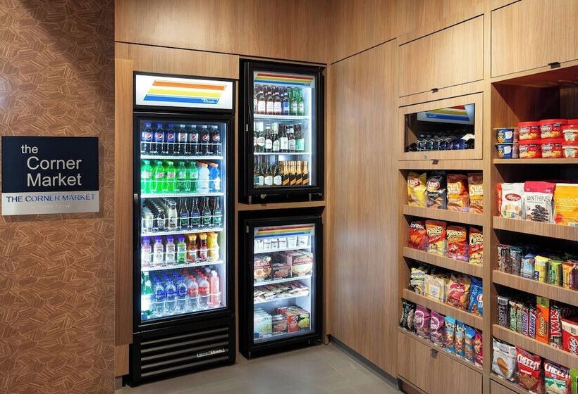 Отель Fairfield Inn & Suites By Marriott Wellington West Palm Beach