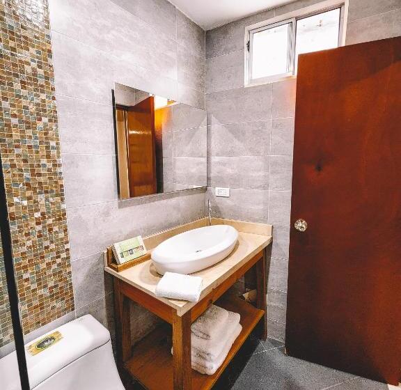 בית מלון כפרי Radoa