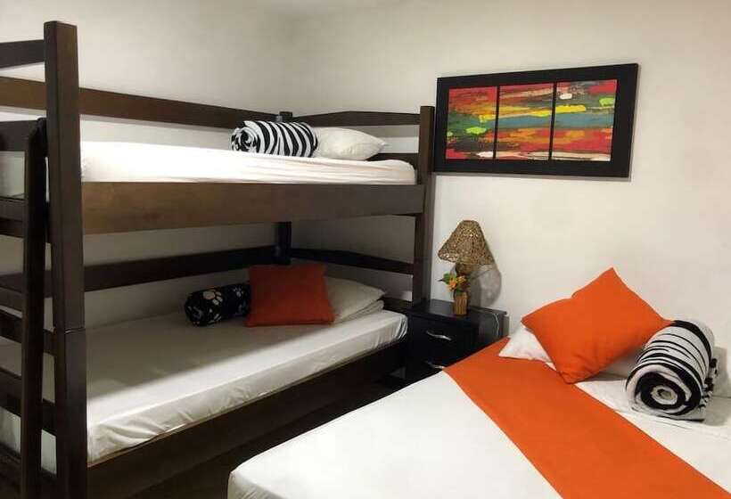 پانسیون Hostal Don Julio