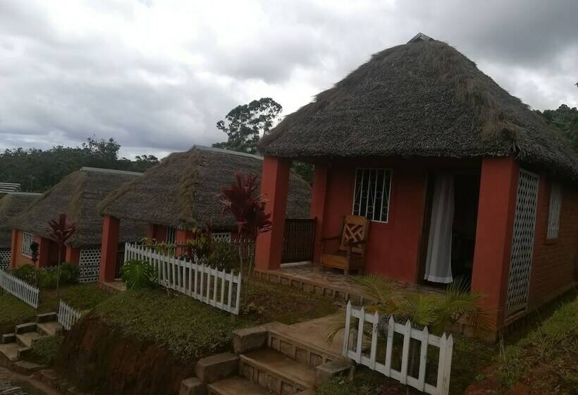 Goyave Hotel & Voyage