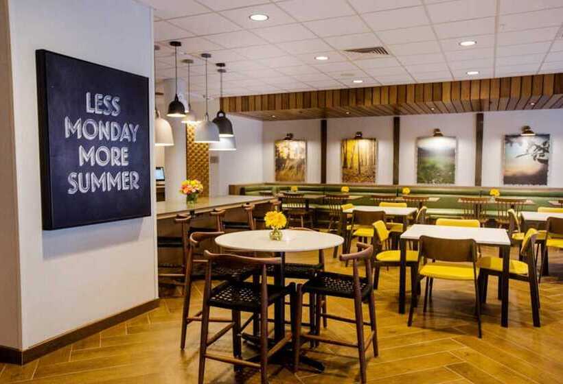 ホテル Fairfield Inn & Suites By Marriott Philadelphia Broomall/newtown Square