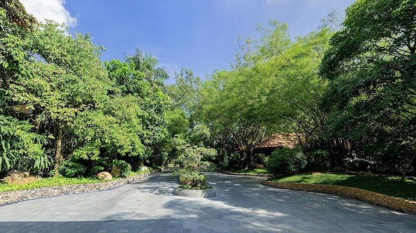 Phuong Nam Resort