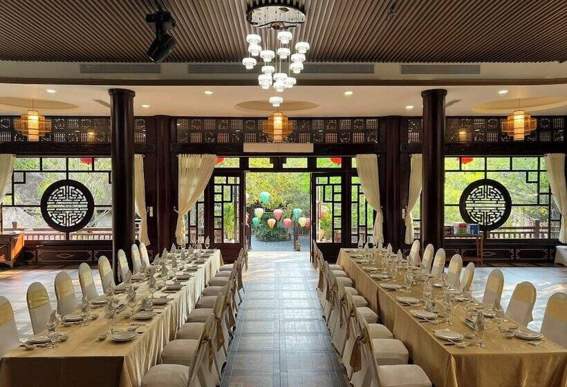 Phuong Nam Resort