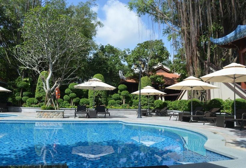 Phuong Nam Resort