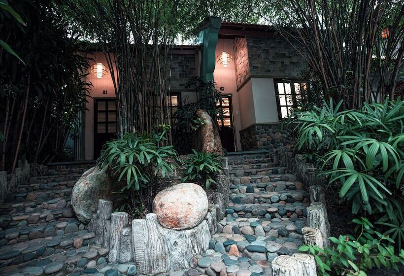 Phuong Nam Resort