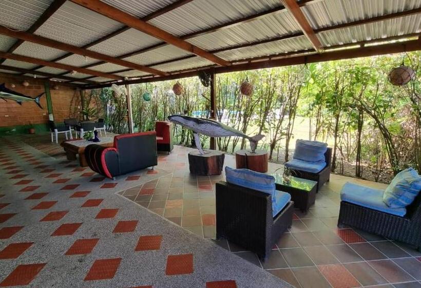 هتل Bahía Yubarta