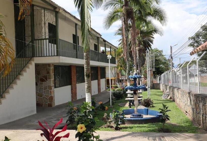 בית מלון כפרי Bed And Breakfast Campestre El Estoril