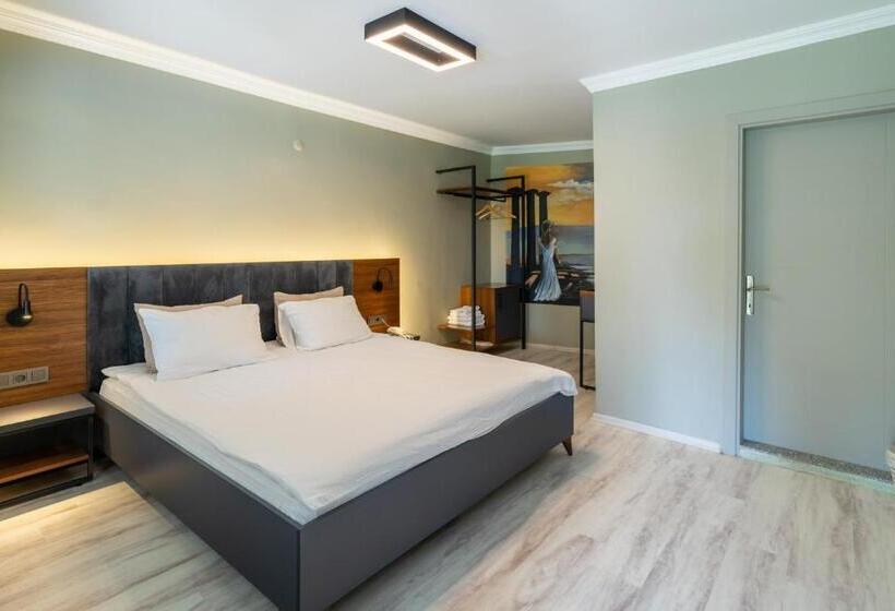 בית מלון כפרי Kayalar Blue Beach