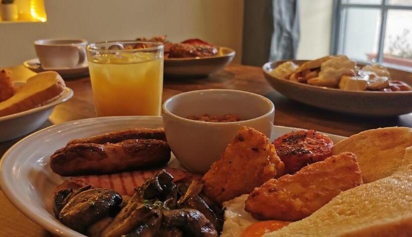 酒店 Rose And Crown