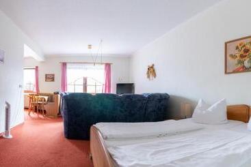 Landhotel Biberburg