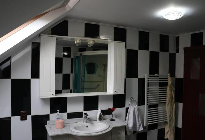 بنسيون Amelia House