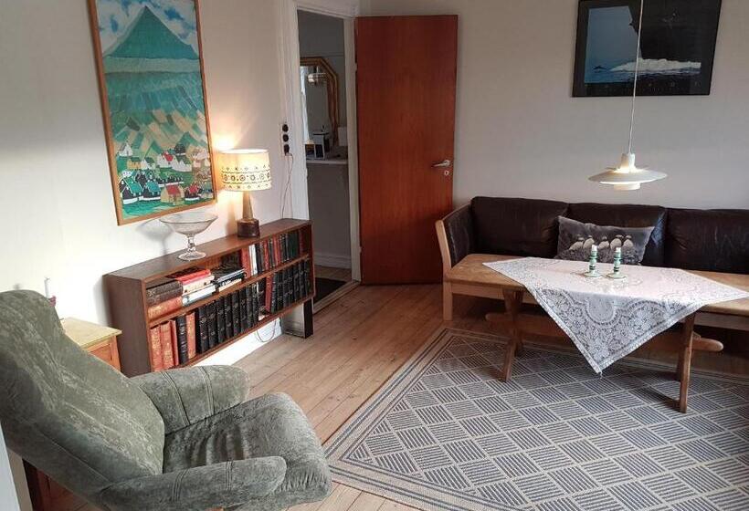 پانسیون Budget Guesthouse Borgustova