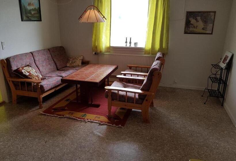 پانسیون Budget Guesthouse Borgustova