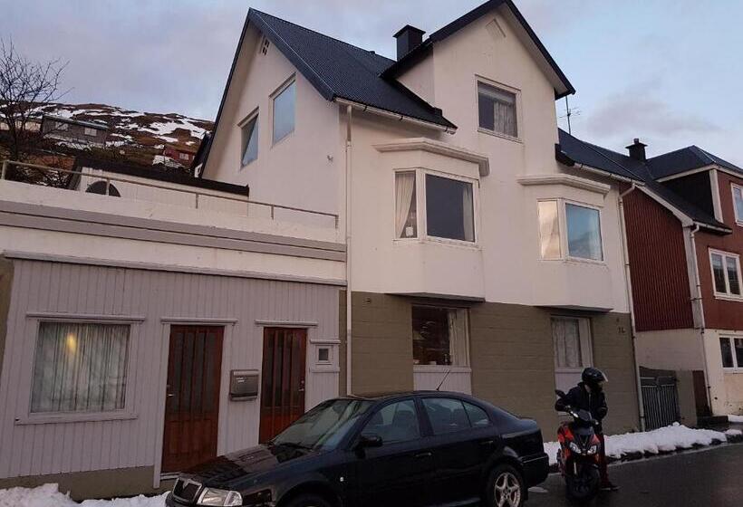 پانسیون Budget Guesthouse Borgustova