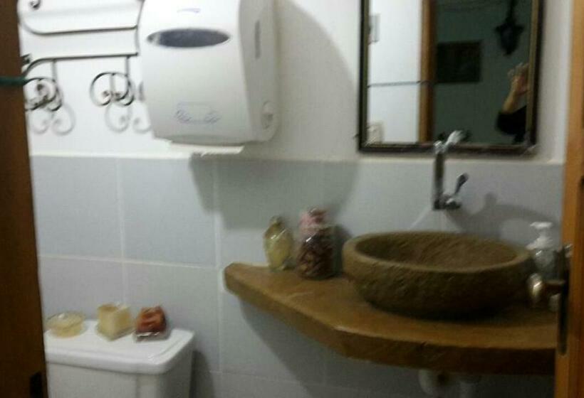 هاستل Posada Guasu