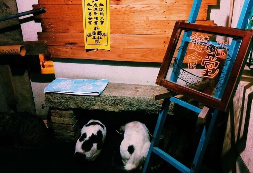 هاستل Smalleye Backpacker