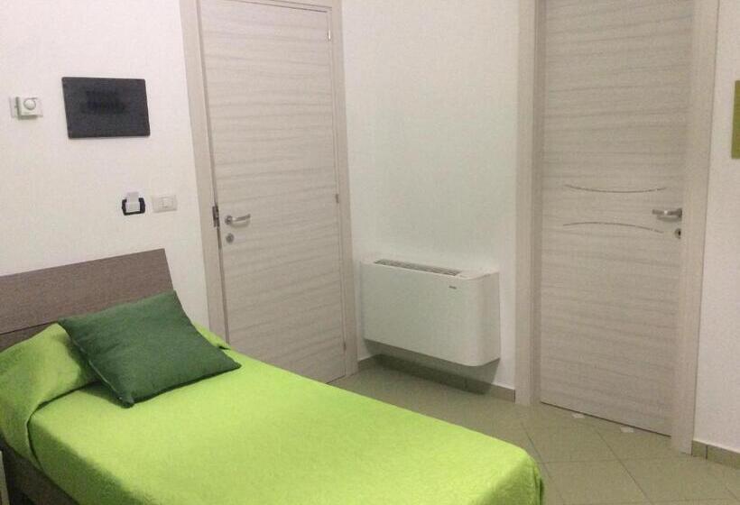 住宿加早餐  Be And Be