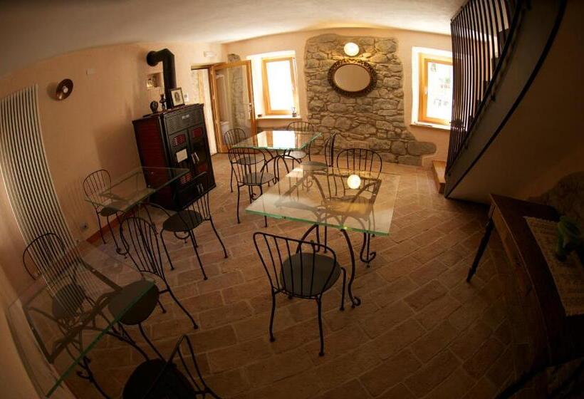 مبيت وإفطار Corte Della Maddalena