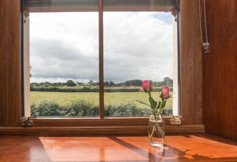 צימר Stanley Lodge Farmhouse