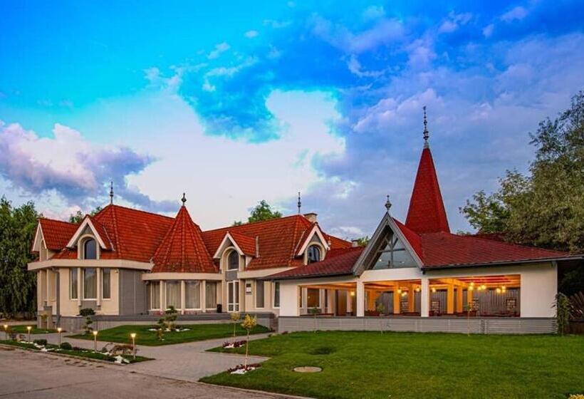 هتل Castel